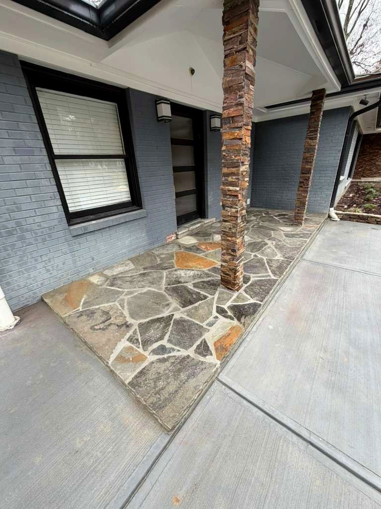 Tucano Stones - Flagstone porch with stacked stone columns - Atlanta GA