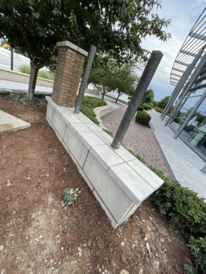 Paver patio and walkway with Belgard Origins 12 in Amber Beige and steps with Belgard Weston wall blocks in Avondale.
