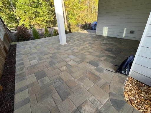 Pavers patio with Eva Techo Bloc in Champlain Grey. Woodstock, GA