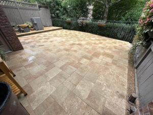 Tucano Stones Paver patio