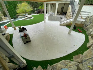 Tucano Stones Porcelain pavers patio and fire pit